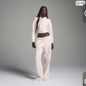 SKIMS NWT Cotton Fleece Shrunken Zip Up